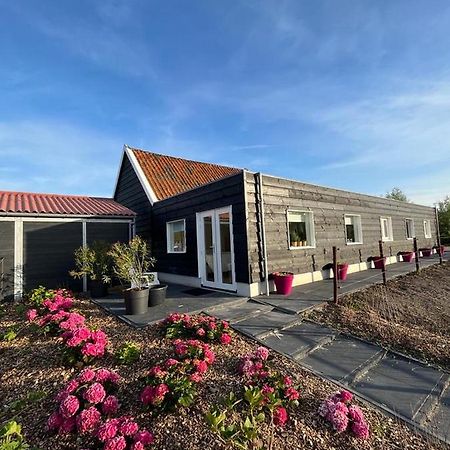 Bed and Breakfast De Tulp Noordgouwe Esterno foto